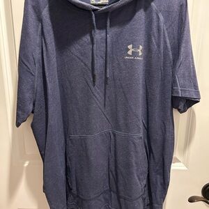 Men’s XL Under Armour 3/4 Sleeve Lightweight Navy Hoodie